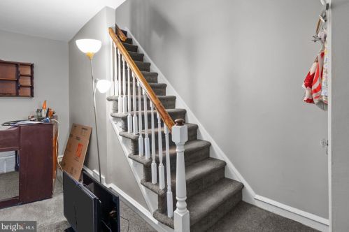 6037 Loretto Ave, Philadelphia PA 19149-3211 exterior