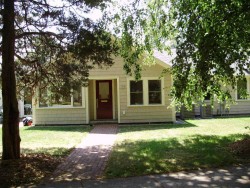 28 Osborne Path, Newton, MA 02459-3543