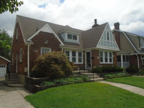 918 Greenleaf Rd, Louisville KY  40213-1114 exterior