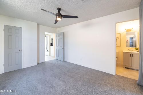 6932 Beatrice St, Phoenix AZ 85043-2397 exterior