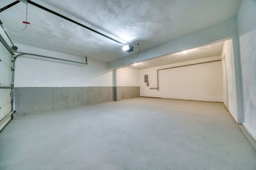 13 Clarkson St, Worcester MA 01604-4236 exterior