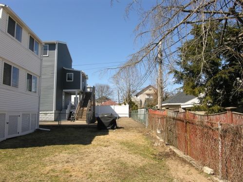 23 Fordham St, Arlington MA 02474-3402 exterior