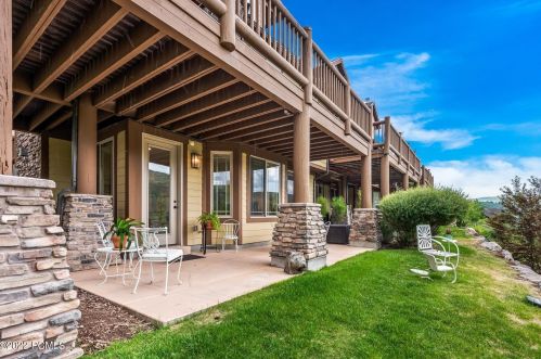 3228 Lower Saddleback Rd, Park City UT 84098-5699 exterior