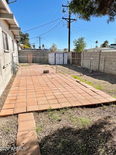 3729 Dunlap Ave, Phoenix AZ 85020-3025 exterior