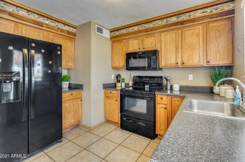 19408 5 Dr, Phoenix AZ 85027-4405 exterior