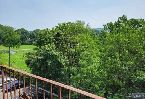 700 Schuyler Ave, Kearny NJ  07032-4200 exterior