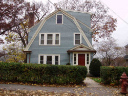 29 Lewis St, Newton, MA 02458-1824