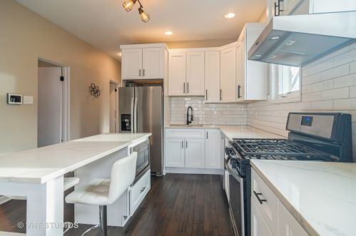 1508 Oak Park Ave, Forest View IL 60402-1339 exterior