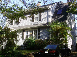 4 Maplewood Ave, Newton, MA 02459-2526