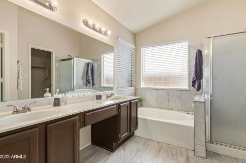 4354 Chuckwalla Cyn, Phoenix AZ  85044-6131 exterior