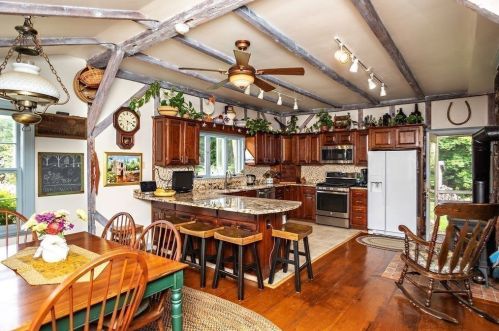 17 Guide Board Rd, Plymouth MA 02360 exterior