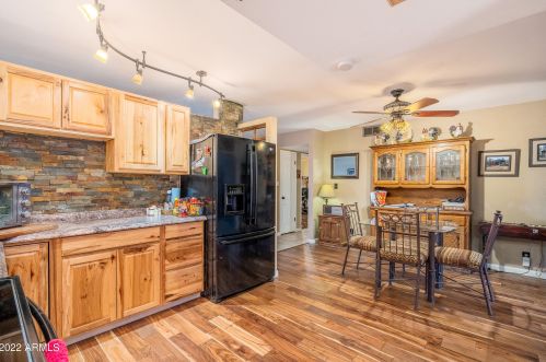 414 Behrend Dr, Phoenix AZ 85050-3992 exterior