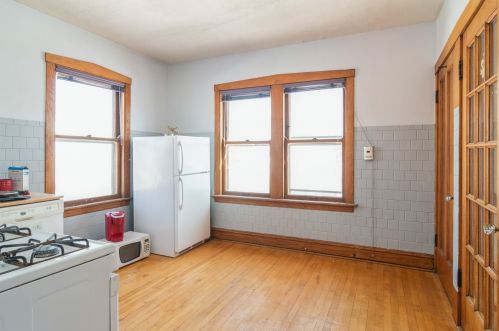 2523 Home Ave, Forest View IL 60402-2124 exterior