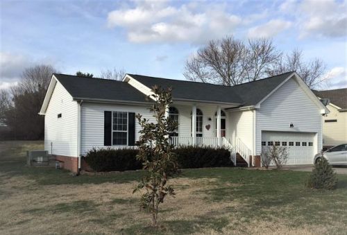 232 Huntington Dr, Gallatin TN  37066-8530 exterior