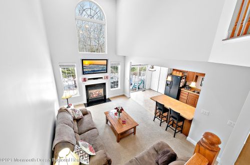 19 Brookfield Dr, Jackson Twp NJ 08527-3865 exterior