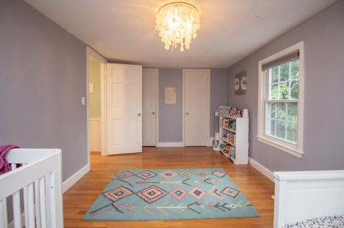 51 East St, South Hadley MA  01075-2115 exterior