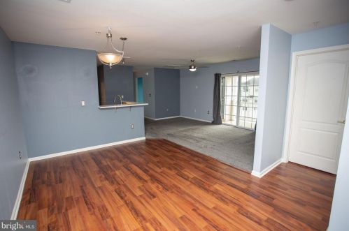 91 Highbridge Ln, West Deptford NJ  08086-2254 exterior