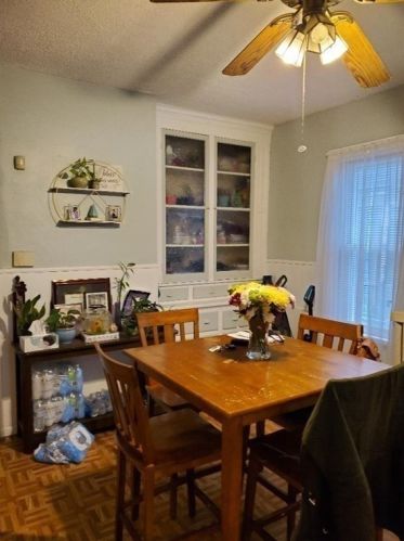 335 Ashley Blvd, New Bedford MA 02746-1864 exterior