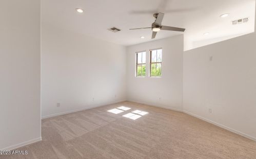 22507 39th Ter, Phoenix AZ 85050-5406 exterior