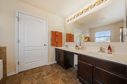 2293 Pebblestone Way, Lemont IL 60490-5062 exterior