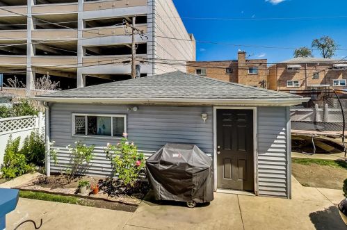 3325 Kenilworth Ave, Forest View IL 60402-1661 exterior