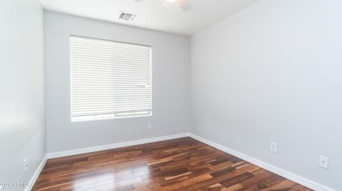 27626 18th Dr, Phoenix AZ  85085-5325 exterior