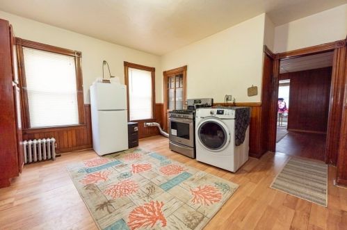 93 Cutler St, Worcester MA 01604-4801 exterior