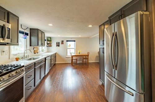 6 Benson St, Worcester MA 01604-3303 exterior