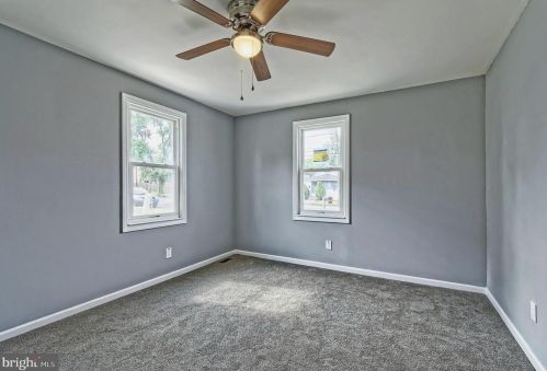 711 Columbia Blvd, West Deptford NJ  08063-1307 exterior