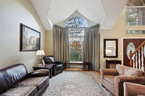 9232 Stone Ridge Cir, Sandy UT 84093-2698 exterior