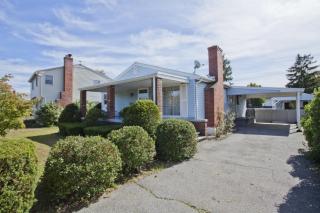 10 Mackintosh Ter, Holyoke, MA 01040-3032