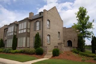 3760 Village Center Way, Birmingham, AL 35226-6327