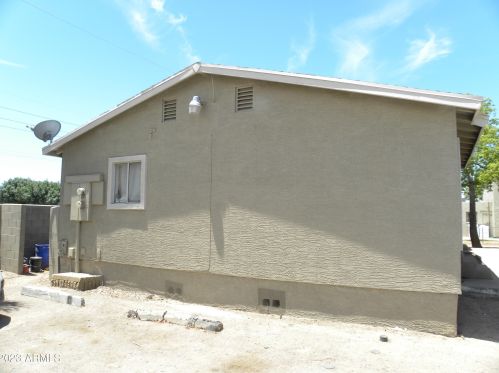 1002 27 Pl, Phoenix AZ 85008-1933 exterior