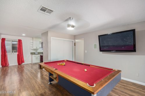 2248 Chipman Rd, Phoenix AZ 85040-2472 exterior