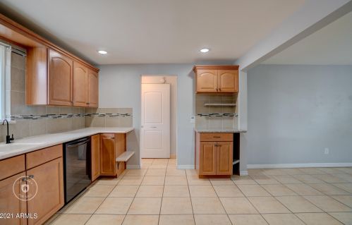 11041 18 Dr, Phoenix AZ 85007-2433 exterior