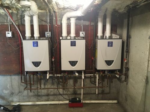 21 Pear St, Fall River MA 02720-5324 exterior