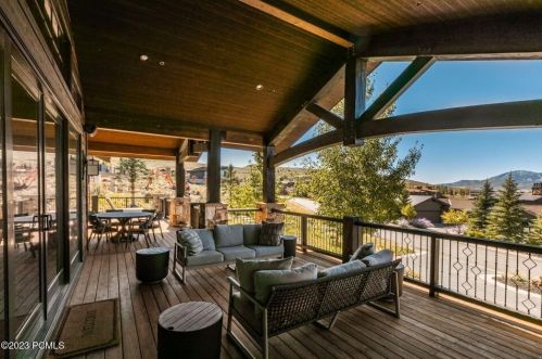2727 Westview Trl, Park City UT 84098-6342 exterior