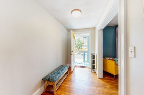 34 Fuller St, Everett, MA 02149-4213