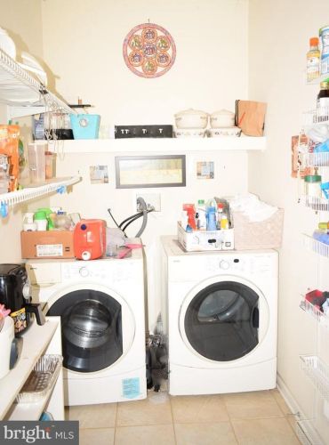 94 Drift Ave, Trenton NJ 08648-3505 exterior