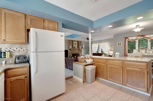 715 Reed Rd, Jackson Twp NJ 08527-4737 exterior