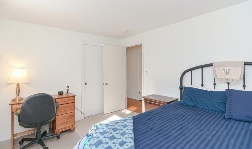 22 Mohegan St, Norfolk MA 02056-1125 exterior