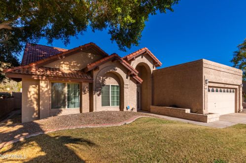 3834 Cathedral Rock Dr, Phoenix, AZ 85044-6624