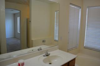 1506 Irwin Ave, Phoenix AZ  85042-5618 exterior