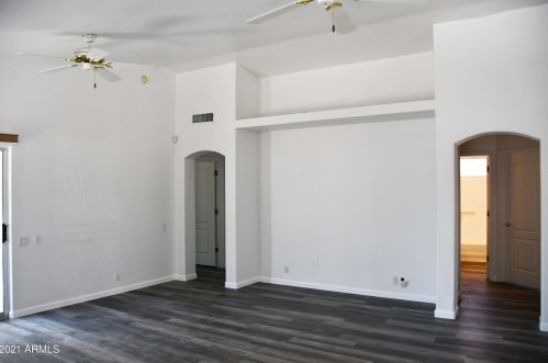 3001 Augusta Ave, Phoenix AZ  85051-6680 exterior