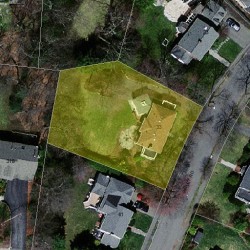 33 Risley Rd, Newton MA  02465-2921 aerial view