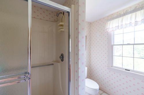 48 Strong Is Rd, Chatham MA 02633-1435 exterior