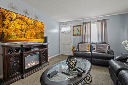 457 Broadway, Lawrence MA  01843-3642 exterior