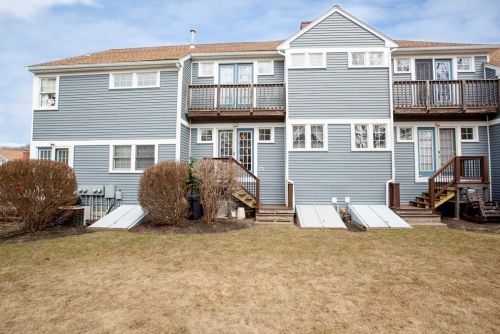 501 Auburn St, Whitman MA 02382-1854 exterior