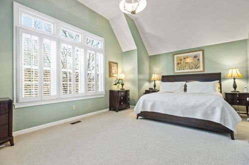 16 Franklin Rodgers Rd, Hingham MA 02043-2664 exterior