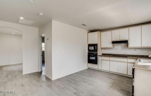 4633 2nd St, Phoenix AZ  85040-2119 exterior